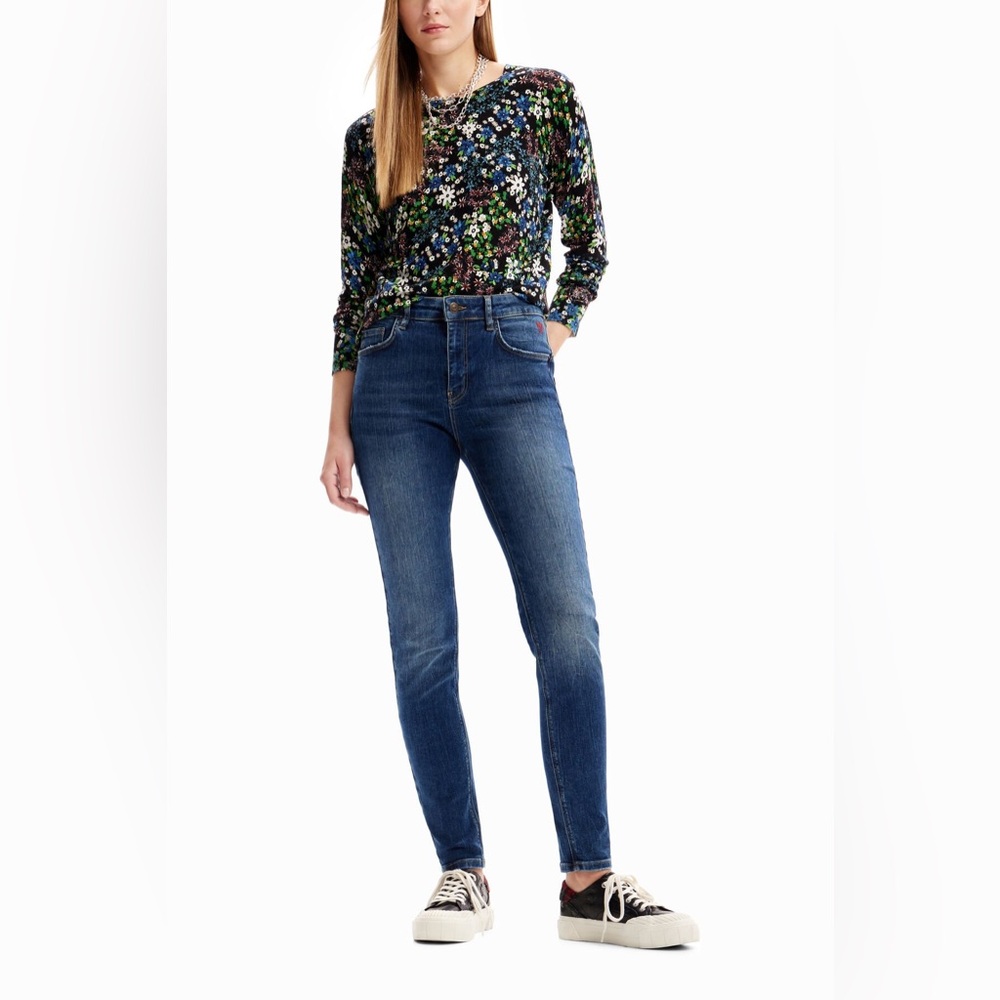 🔥NWT Desigual Skinny Push-Up Jeans